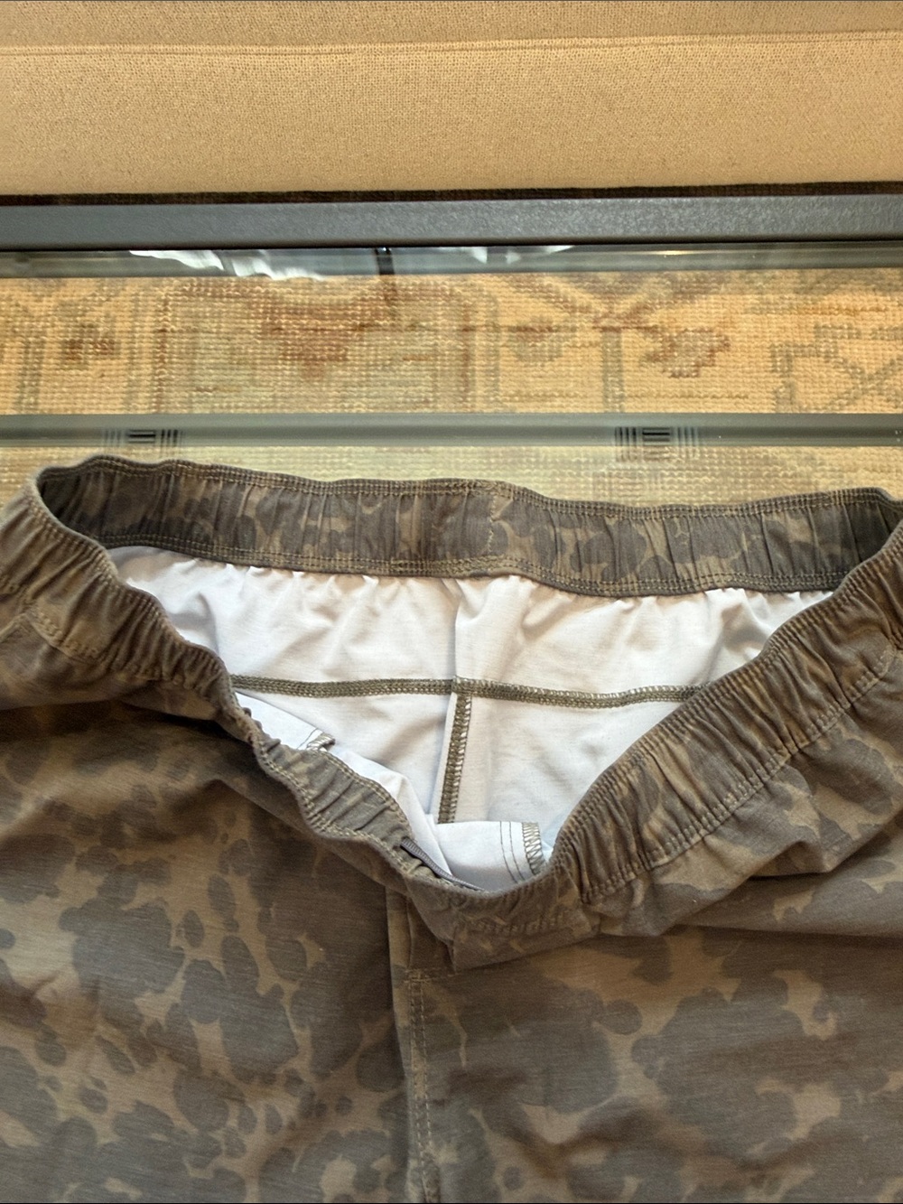 Vuori men’s ultra lightweight linerless shorts - Picture 7 of 9